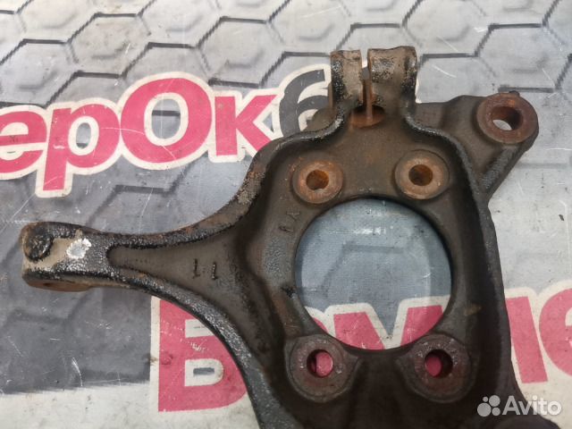 Кулак поворотный передний правый Mazda CX-5