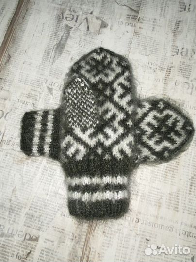 Варежки вязаные