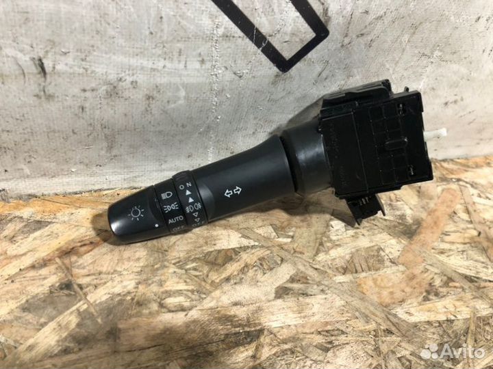 Подрулевой переключатель поворотников Mitsubishi