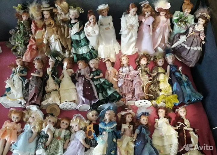 Кукла фарфоровая коллекционная DeAgostini