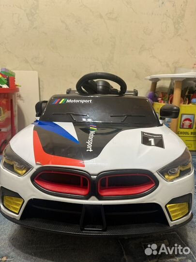 Детский электромобиль