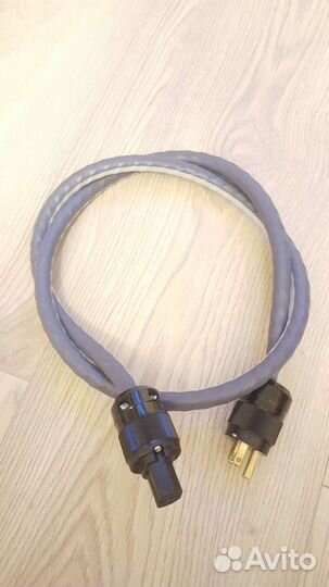 Shunyata Research Venom 1.4m.USA