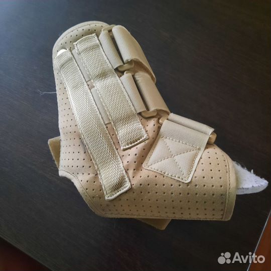 Бандаж голеностопный