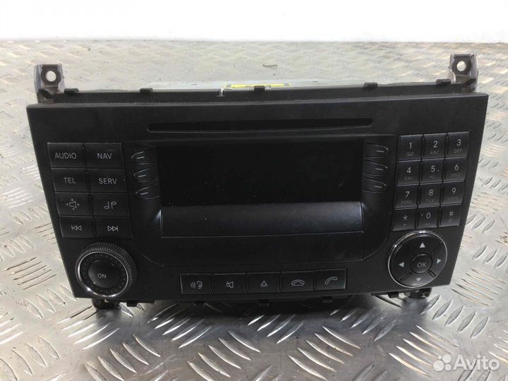 Магнитола Mercedes C-klasse A2038703489 646963