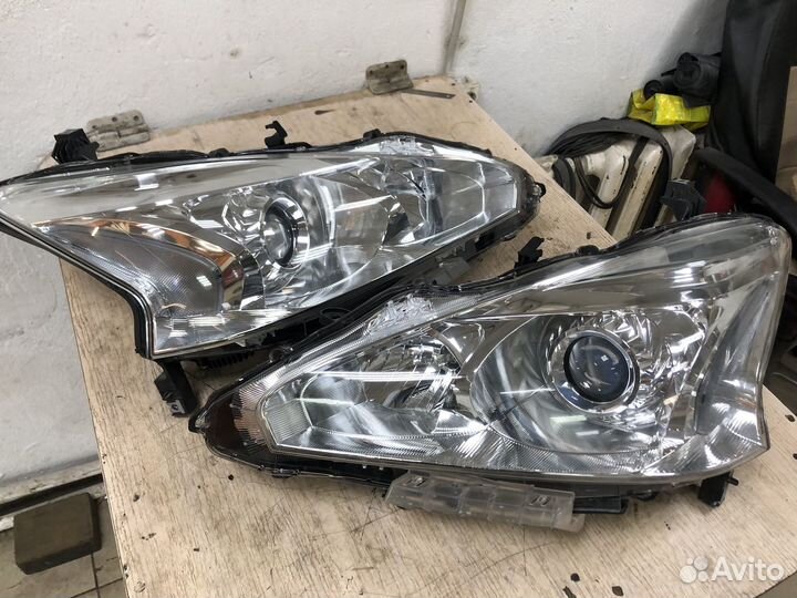 Фары (комплект ) R/L Nissan Teana L33