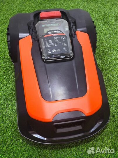 Робот газонокосилка