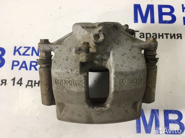 Суппорт передний Mercedes w204