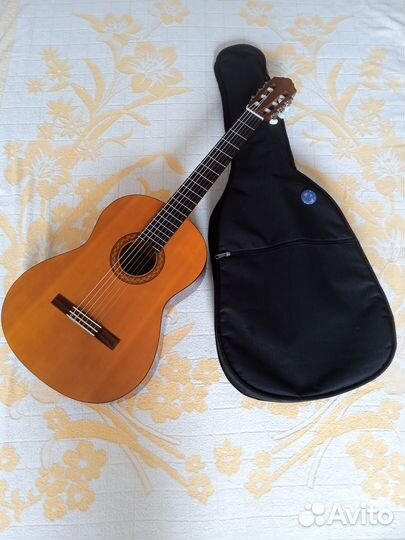 Классическая гитара Ямаха С40 (Yamaha C40) + чехол