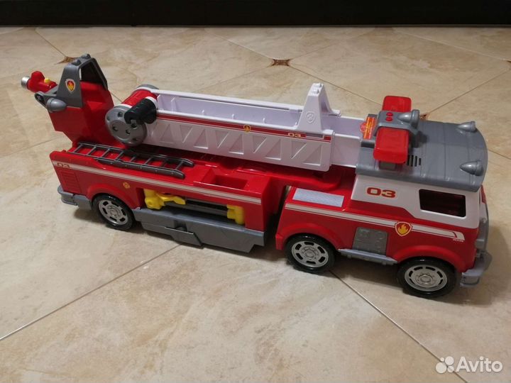 Машинка игрушка