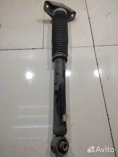 Амортизатор (задний, правый) (Hyundai Tucson IV)