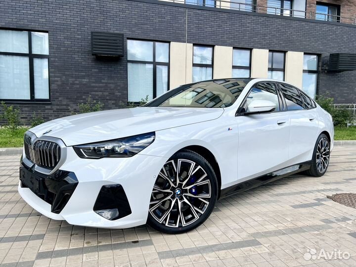 BMW 5 серия 2.0 AT, 2024, 500 км