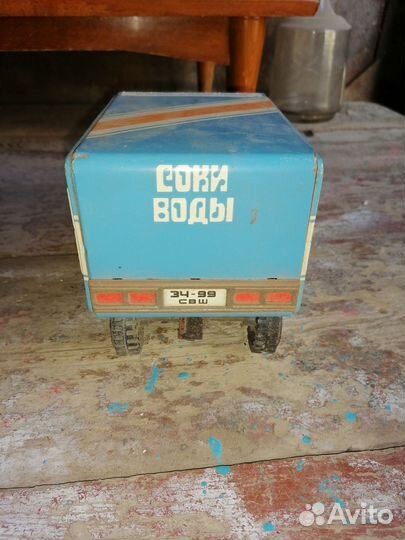 Игрушка машинка железная СССР