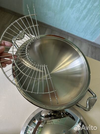 Сковорода Wok с крышкой, 30 см