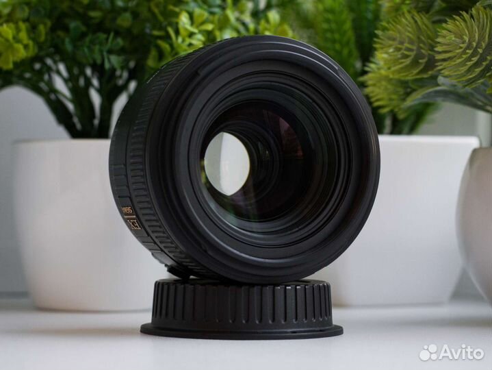 Sigma 30mm F1.4 (Canon EF-S)