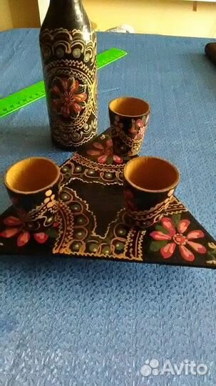 Графин с рюмками (дерево) СССР