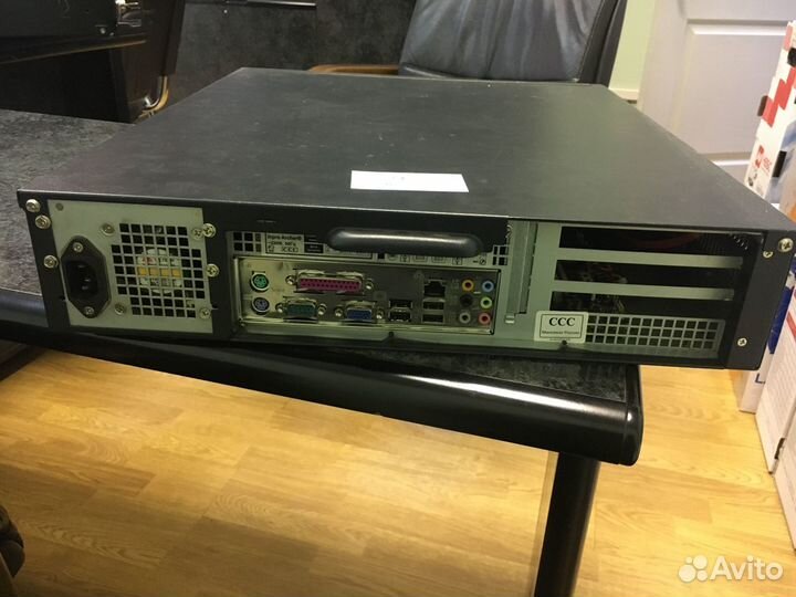 Корпус 2U/Мат плата asus P5LD2-VM/ CPU Pentium