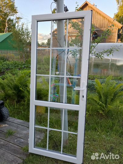 Дверь входная для частного дома, дачи