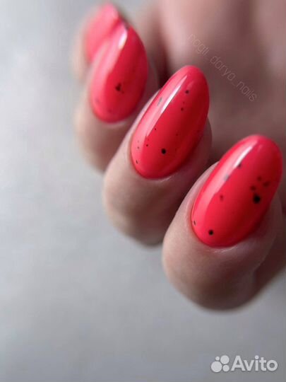 Мастер маникюра и педикюра