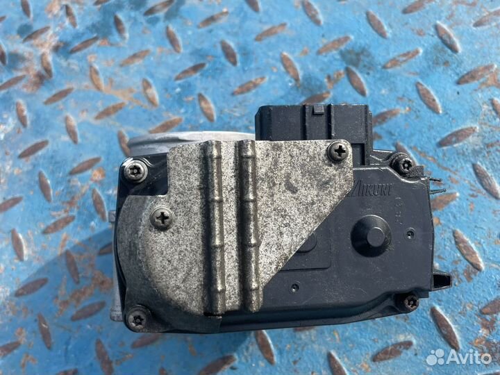 Дроссельная заслонка Mitsubishi Outlander