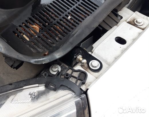 Упоры капота Ford Kuga (ll) 2013-2017