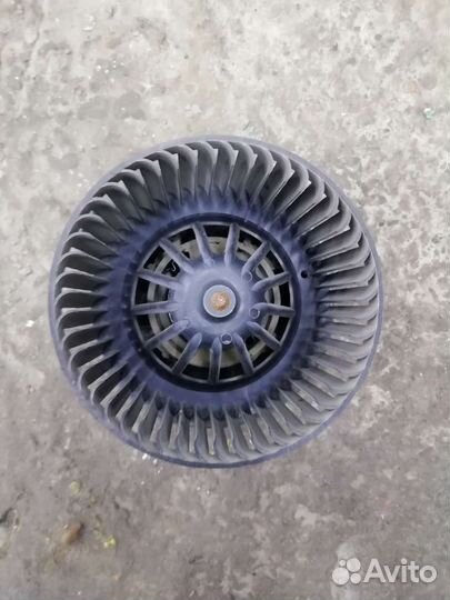 Моторчик печки Renault Duster