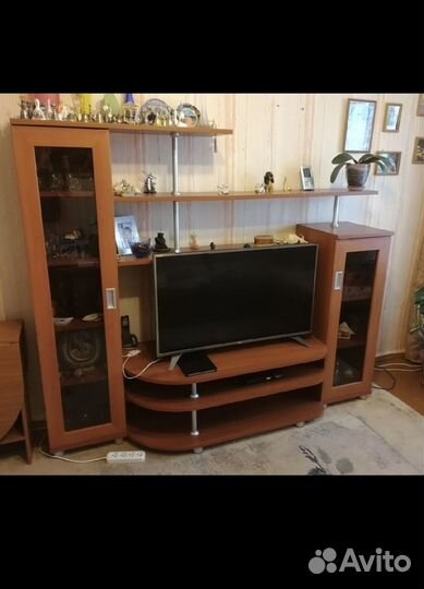 Стенка в гостиную