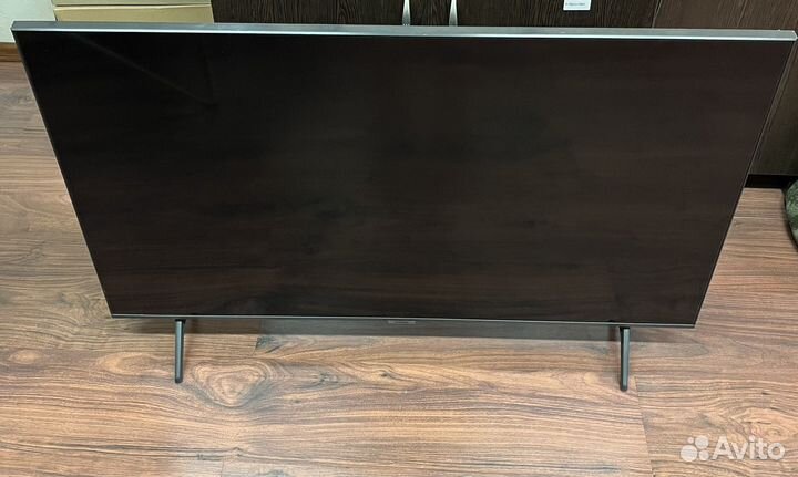Продаю телевизор Samsung 4К Ultra HD,диагональ 43