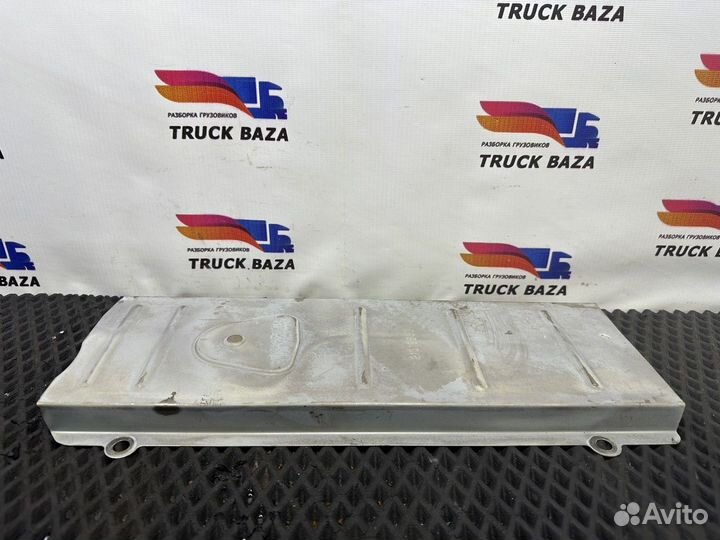 21319858 Крышка масляного радиатора