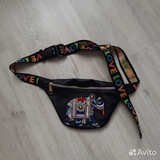 Поясная сумка