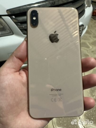 Телефон iPhone xs max