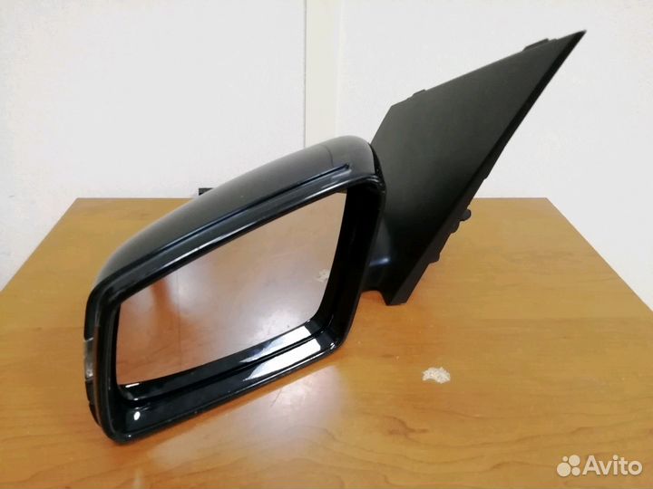 Зеркало левое Mercedes B-classe W246