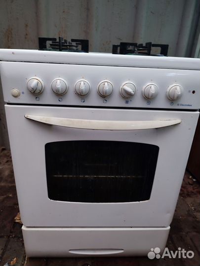 Плита газовая + духовка электрическая electrolux