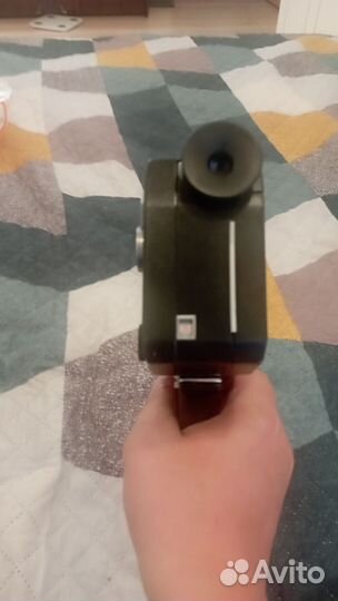 Пленочная кинокамера винтажная