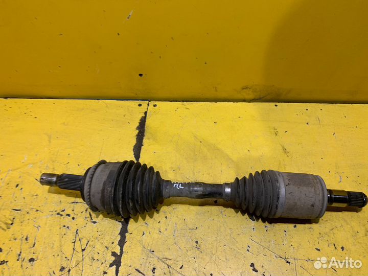 Привод левый передний Mitsubishi Montero/Pajero