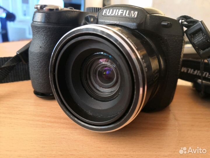 Fujifilm Finepix s 1600(обмен)