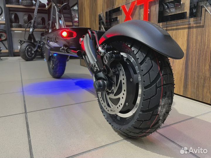 Электросамокат Dualtron Victor