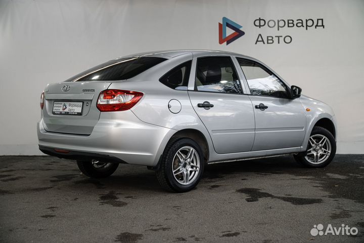 LADA Granta 1.6 МТ, 2015, 108 000 км