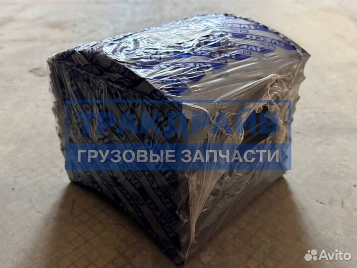 Барабанные накладки Ивеко Евротраккер задний