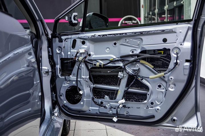 Шумка дверей Subaru