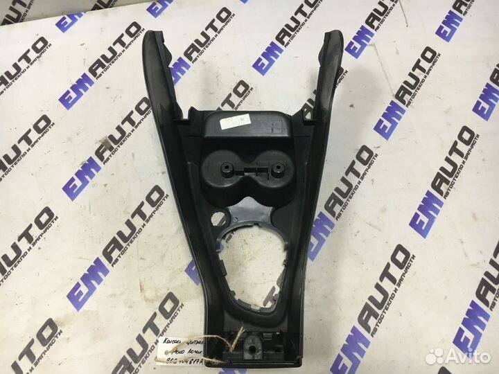 Центральная консоль Рено Логан 2