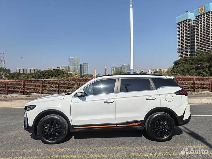 Geely Atlas 1.8 AT, 2022, 18 450 км