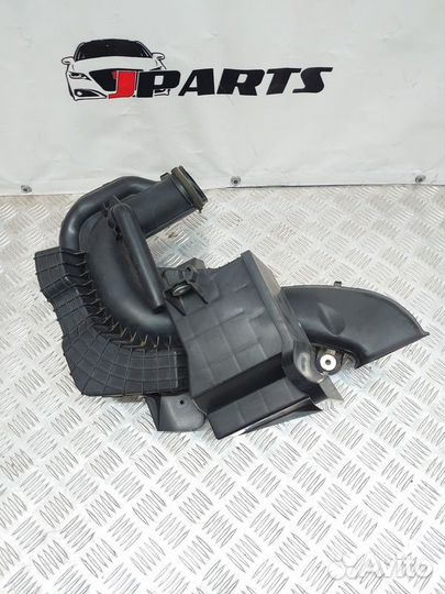 Воздухозаборник Mazda 3 BK рестайлинг (2006—2009)