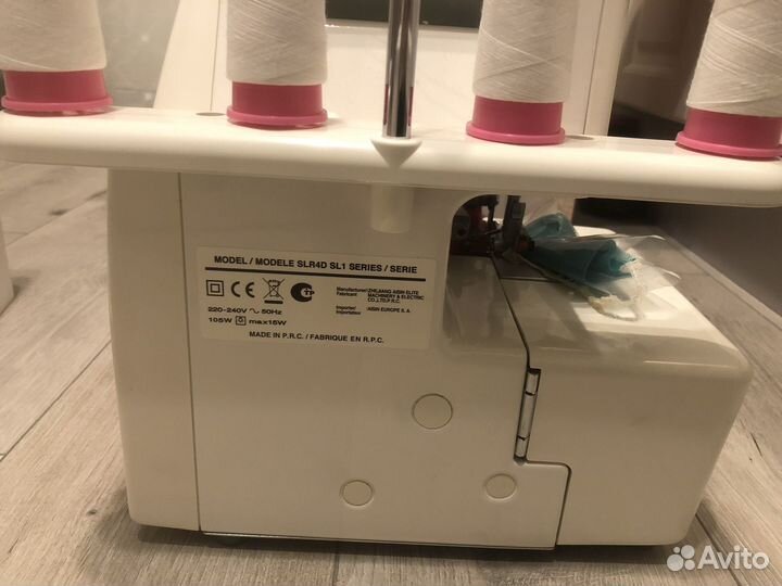 Новый оверлок Toyota (швейная машина)