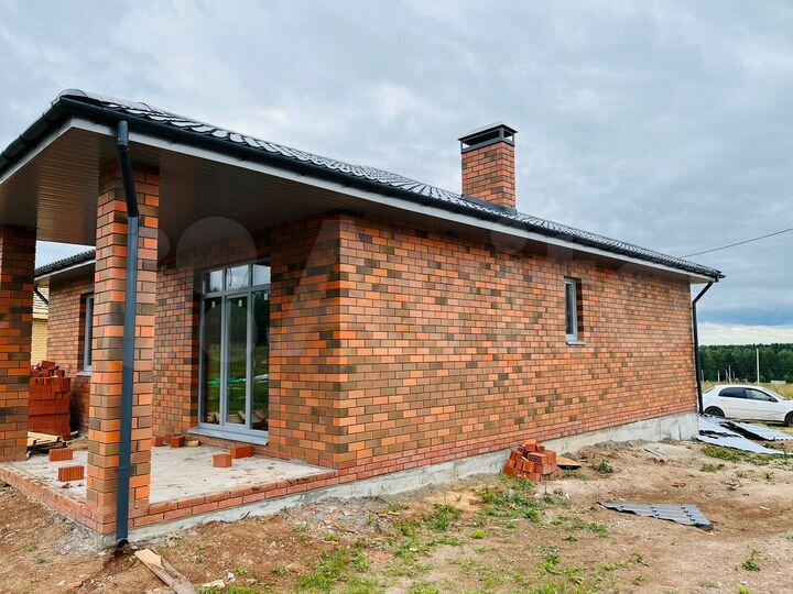 Коттедж 115 м² на участке 8 сот.