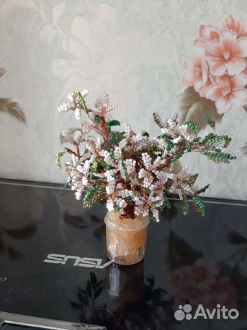 Поделка из бисера Сакура