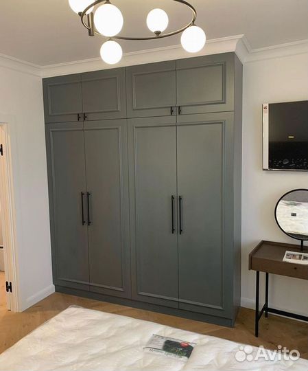 Шкаф распашной