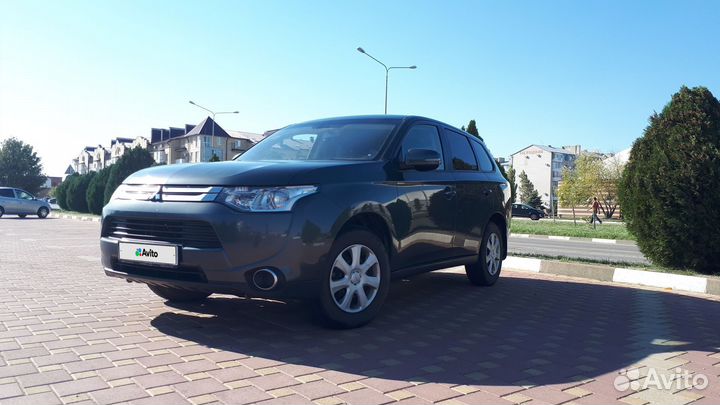 Mitsubishi Outlander 2.0 CVT, 2014, 180 000 км