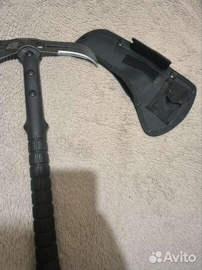 Топор туристический