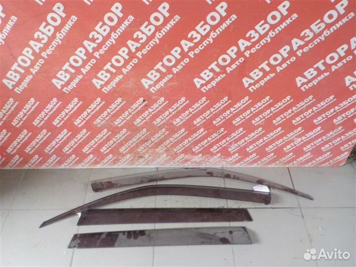 Ветровик Subaru Forester S12 SH EJ25 2008