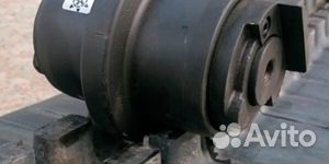 Опорный каток Bobcat T870